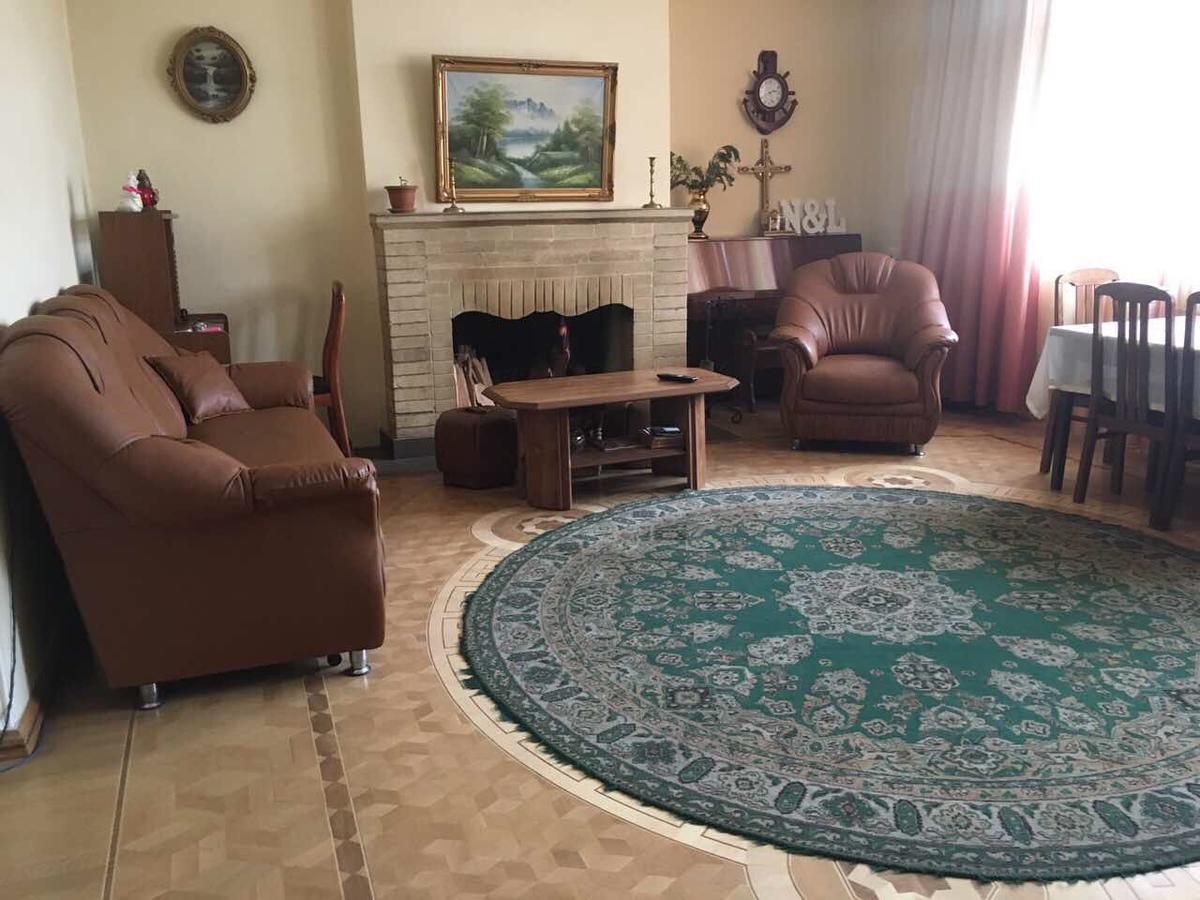 Guest House Lilia Yerevan Exterior photo