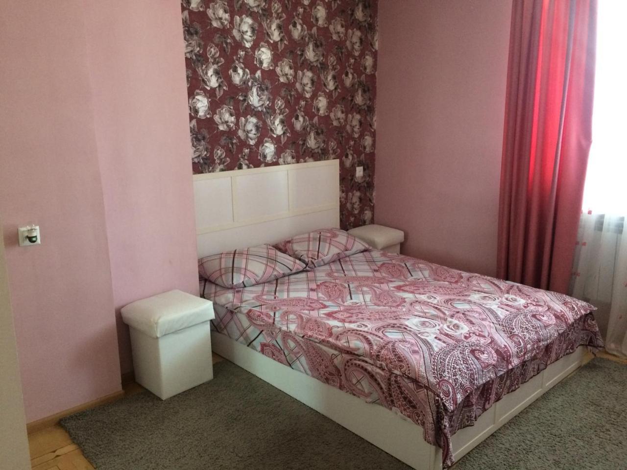 Guest House Lilia Yerevan Exterior photo